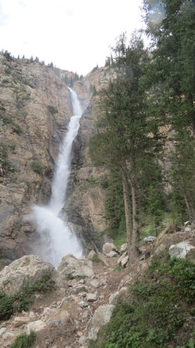 Фотографии водопада Бурхан булак